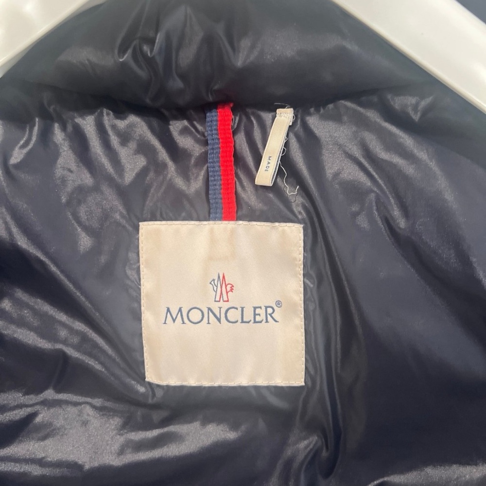 authentic moncler - Picture 2 of 6